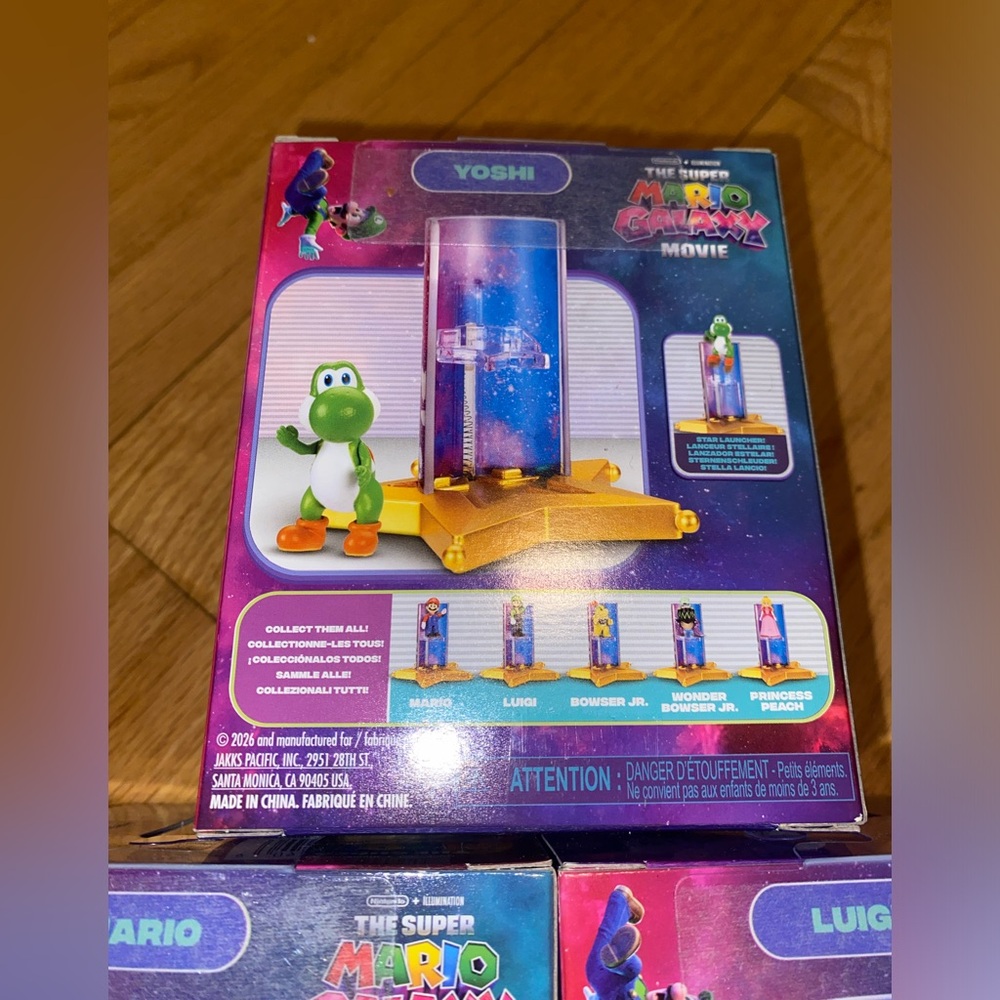 Super Mario Galaxy Movie–1.5” Figures w/Star Launcher Bundle Mario, Luigi, Yoshi - Picture 10 of 13